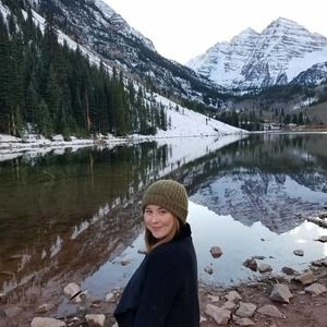 Meet your Posher, Kayla